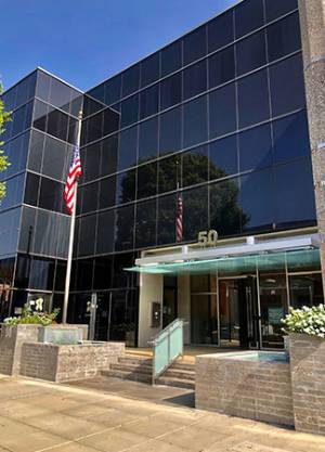 CLINIC-OUTSIDE-HYDRAFACIAL-LOS-ANGELES